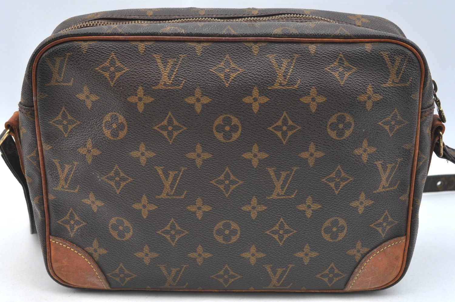 Authentic Louis Vuitton Monogram Nile Shoulder Cross Body Bag M45244 LV K7682