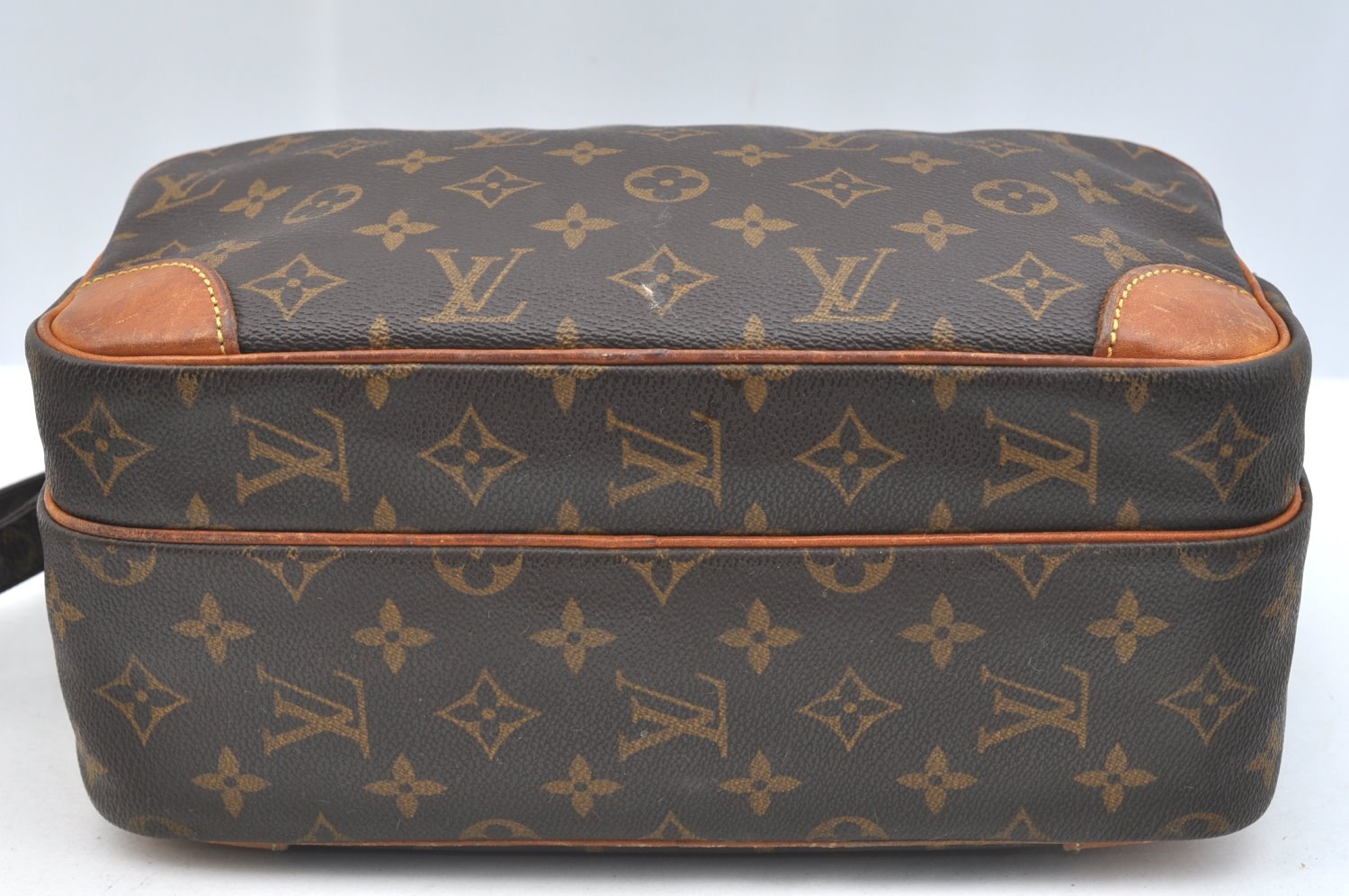 Authentic Louis Vuitton Monogram Nile Shoulder Cross Body Bag M45244 LV K7682