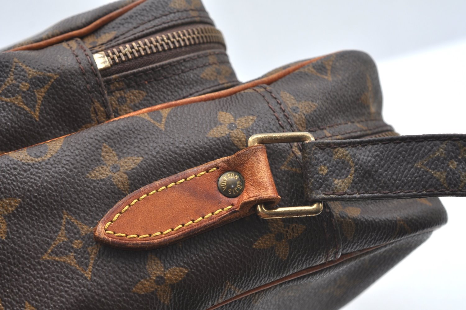 Authentic Louis Vuitton Monogram Nile Shoulder Cross Body Bag M45244 LV K7682