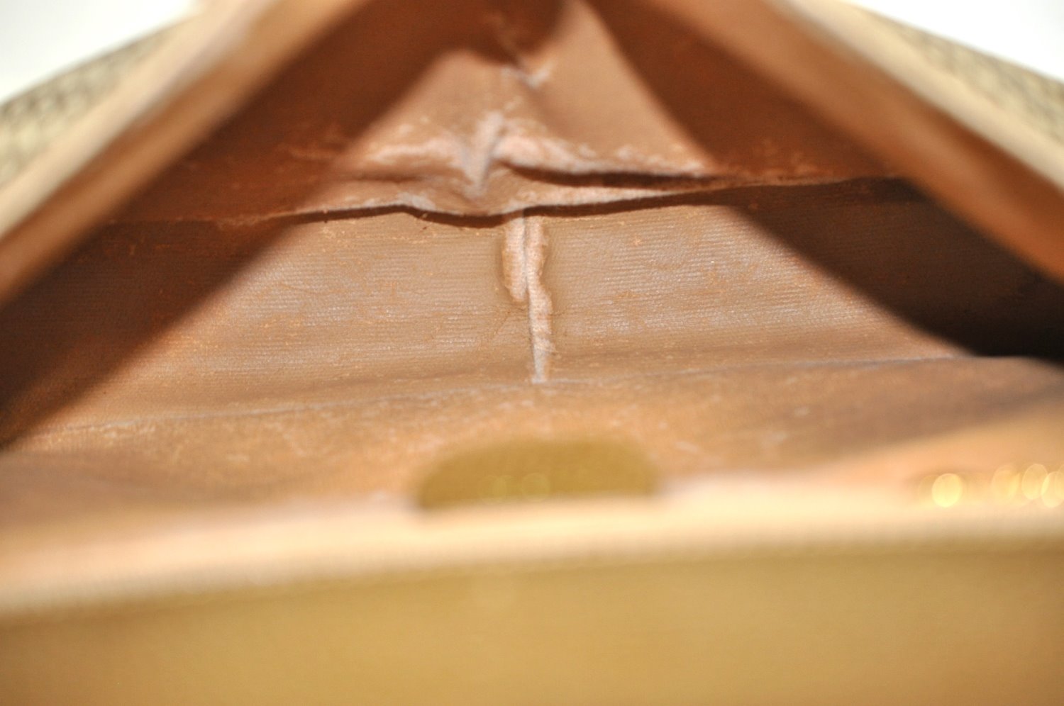 Authentic GUCCI Vintage Shoulder Cross Body Bag Purse Canvas Leather Beige K7685