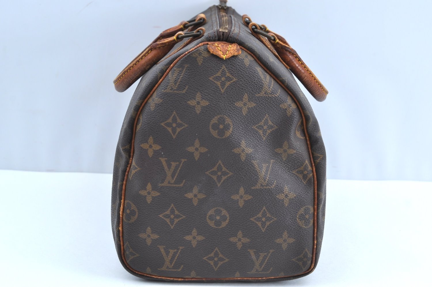 Authentic Louis Vuitton Monogram Speedy 30 Hand Boston Bag M41526 LV K7689