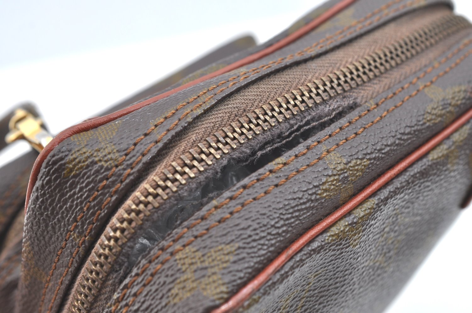 Authentic Louis Vuitton Monogram Amazone Shoulder Cross Bag Old Model Junk K7692