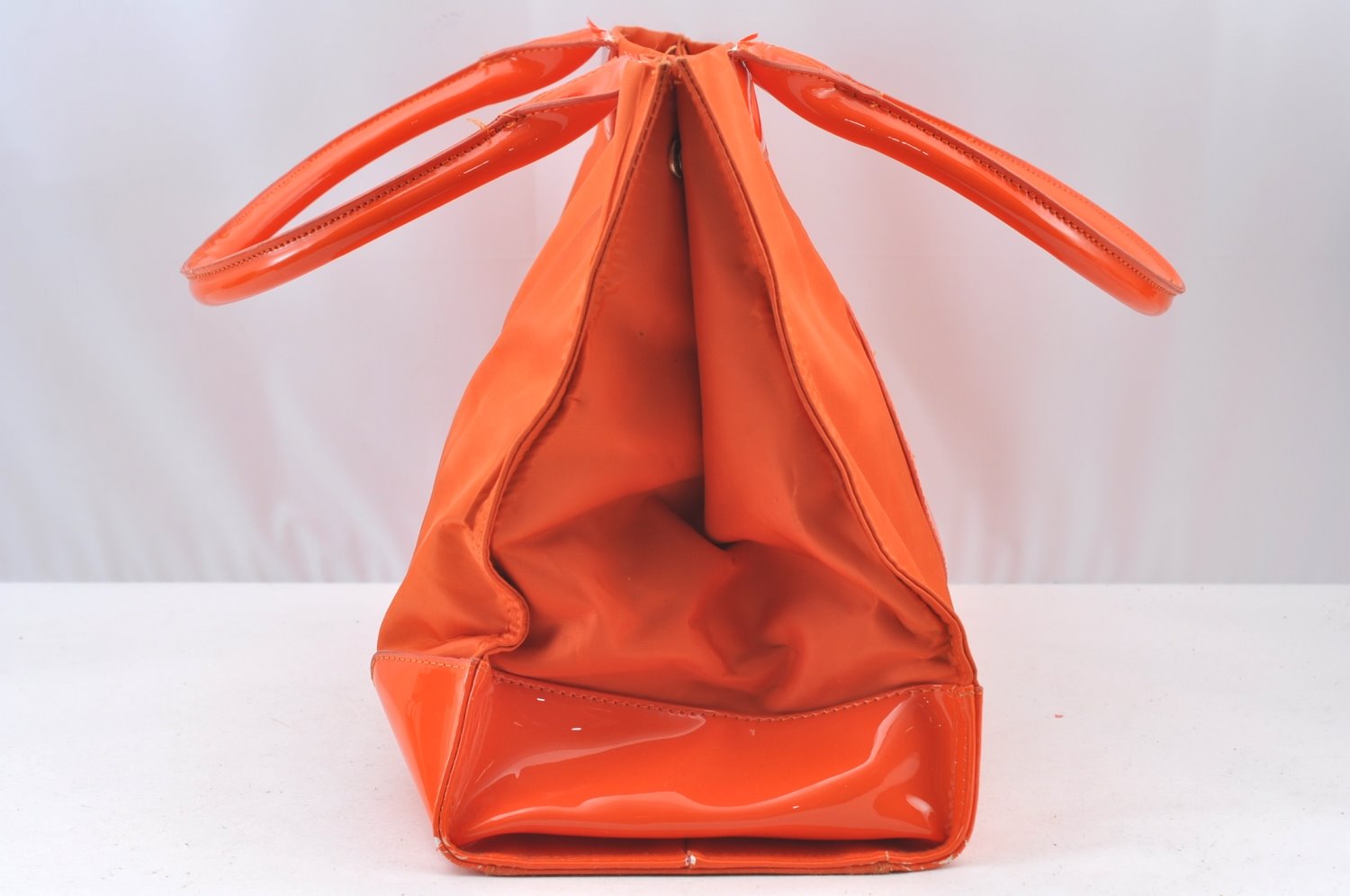 Authentic TORY BURCH Ella Nylon Enamel Shoulder Tote Bag Orange K7713