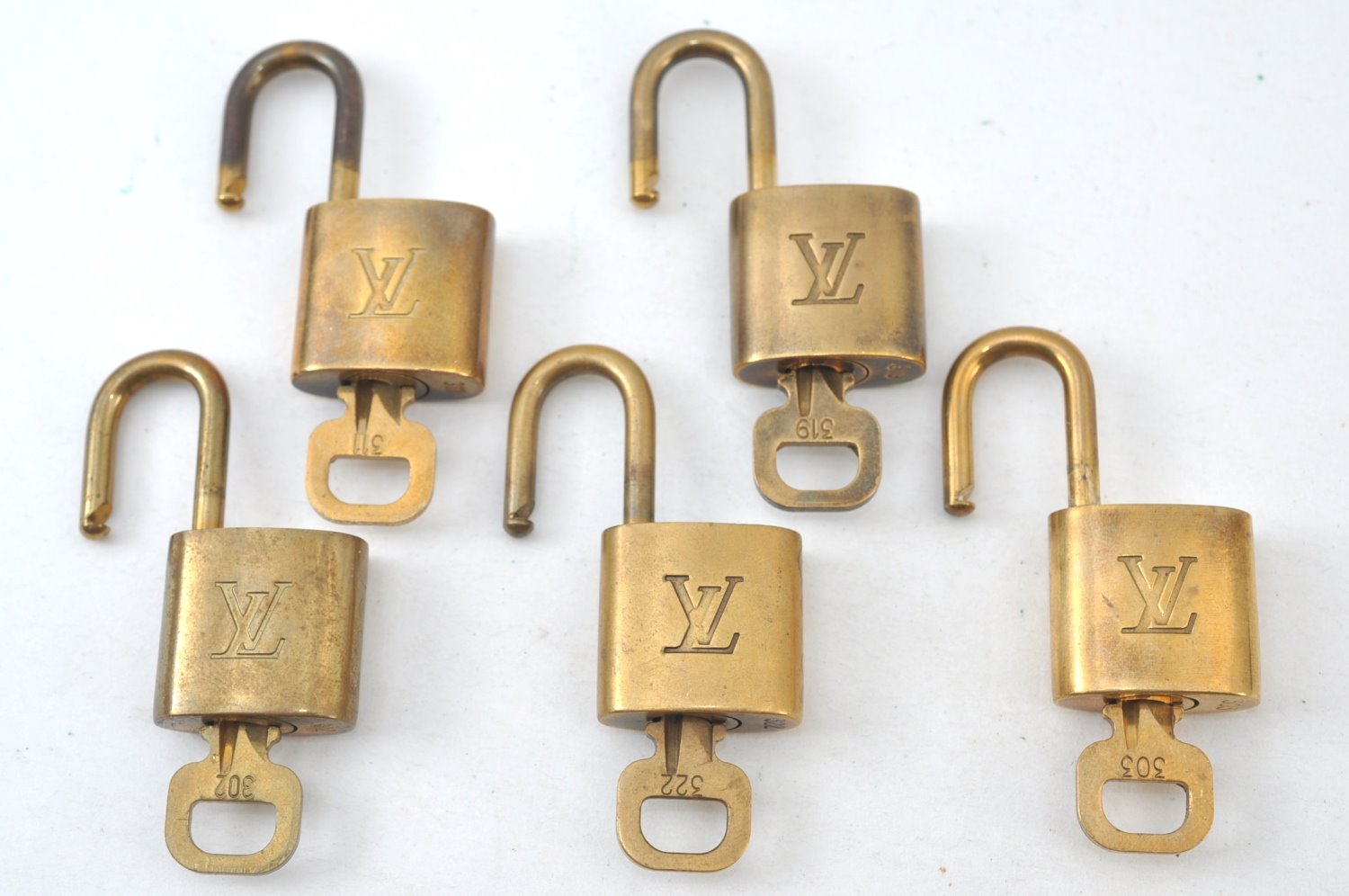 Authentic Louis Vuitton Padlock & Keys 10Set LV K7725