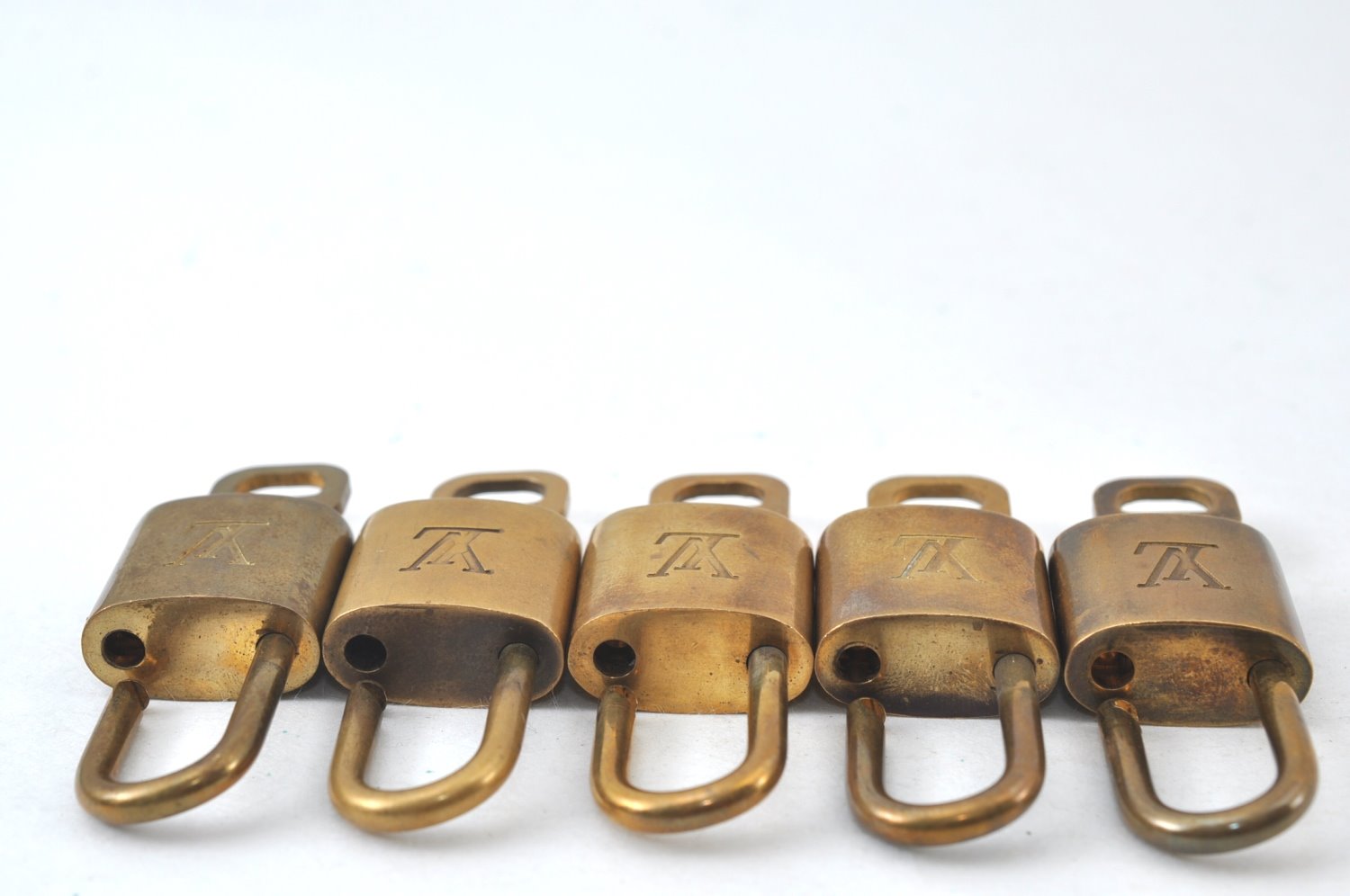 Authentic Louis Vuitton Padlock & Keys 10Set LV K7725