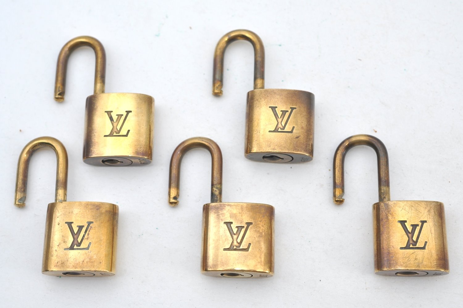 Authentic Louis Vuitton Padlock Gold 10Set LV K7726