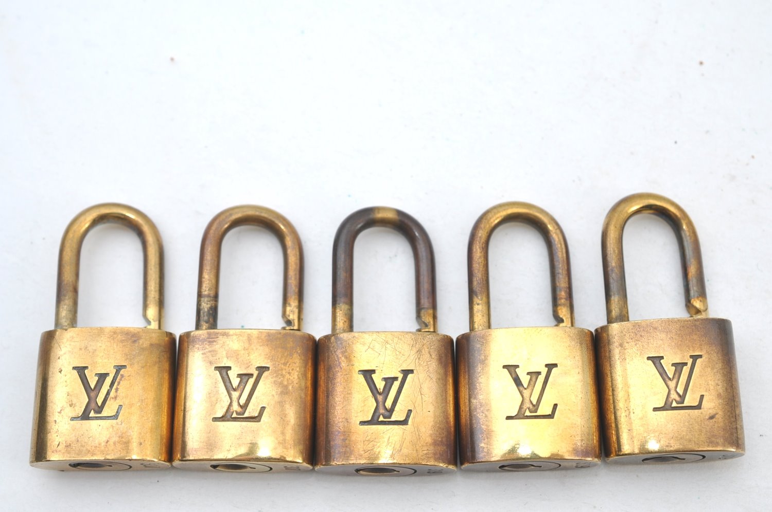 Authentic Louis Vuitton Padlock Gold 10Set LV K7726