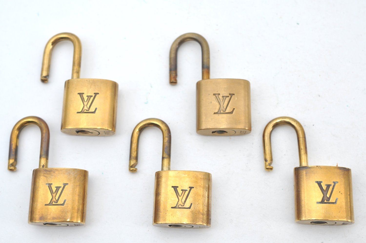 Authentic Louis Vuitton Padlock Gold 10Set LV K7727