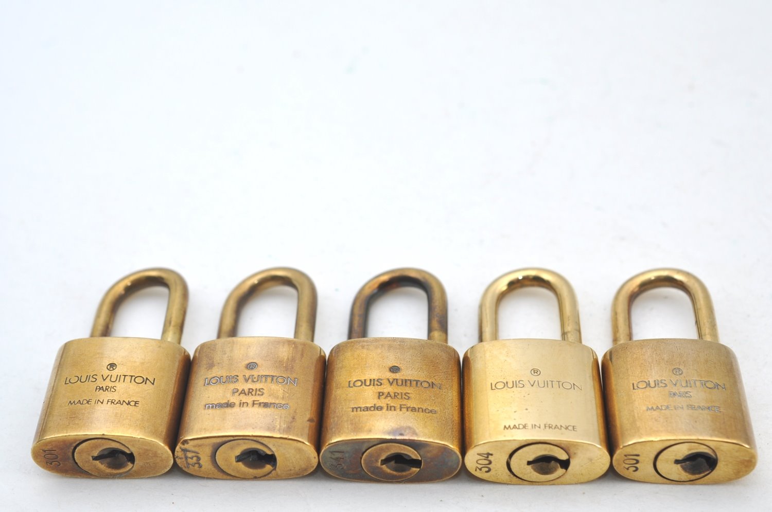 Authentic Louis Vuitton Padlock Gold 10Set LV K7727