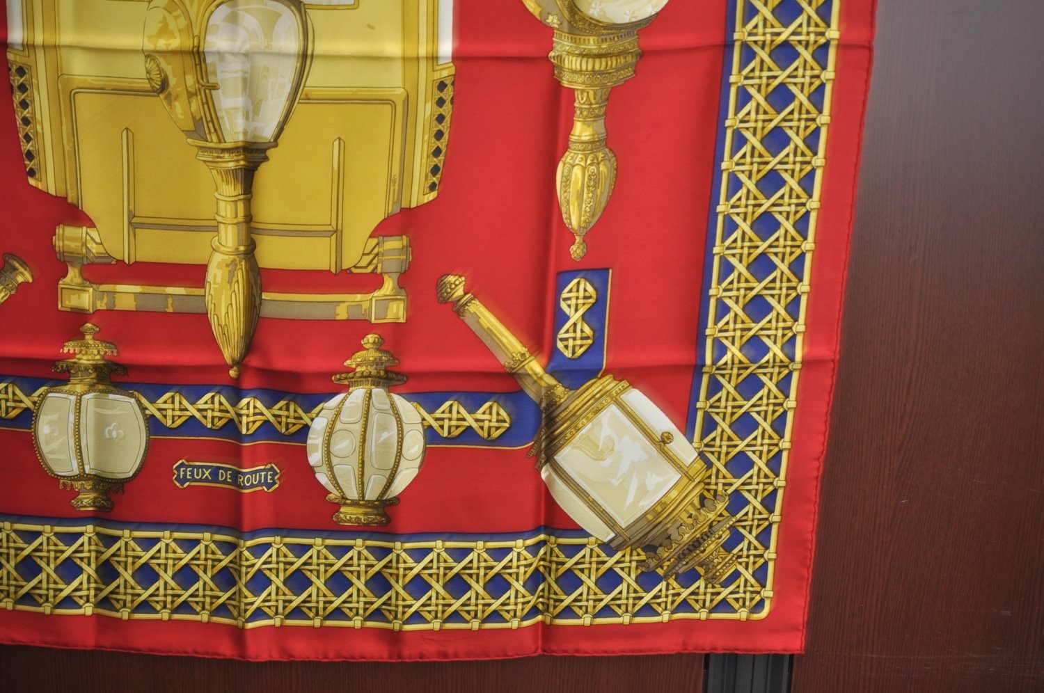 Authentic HERMES Carre 90 Scarf 