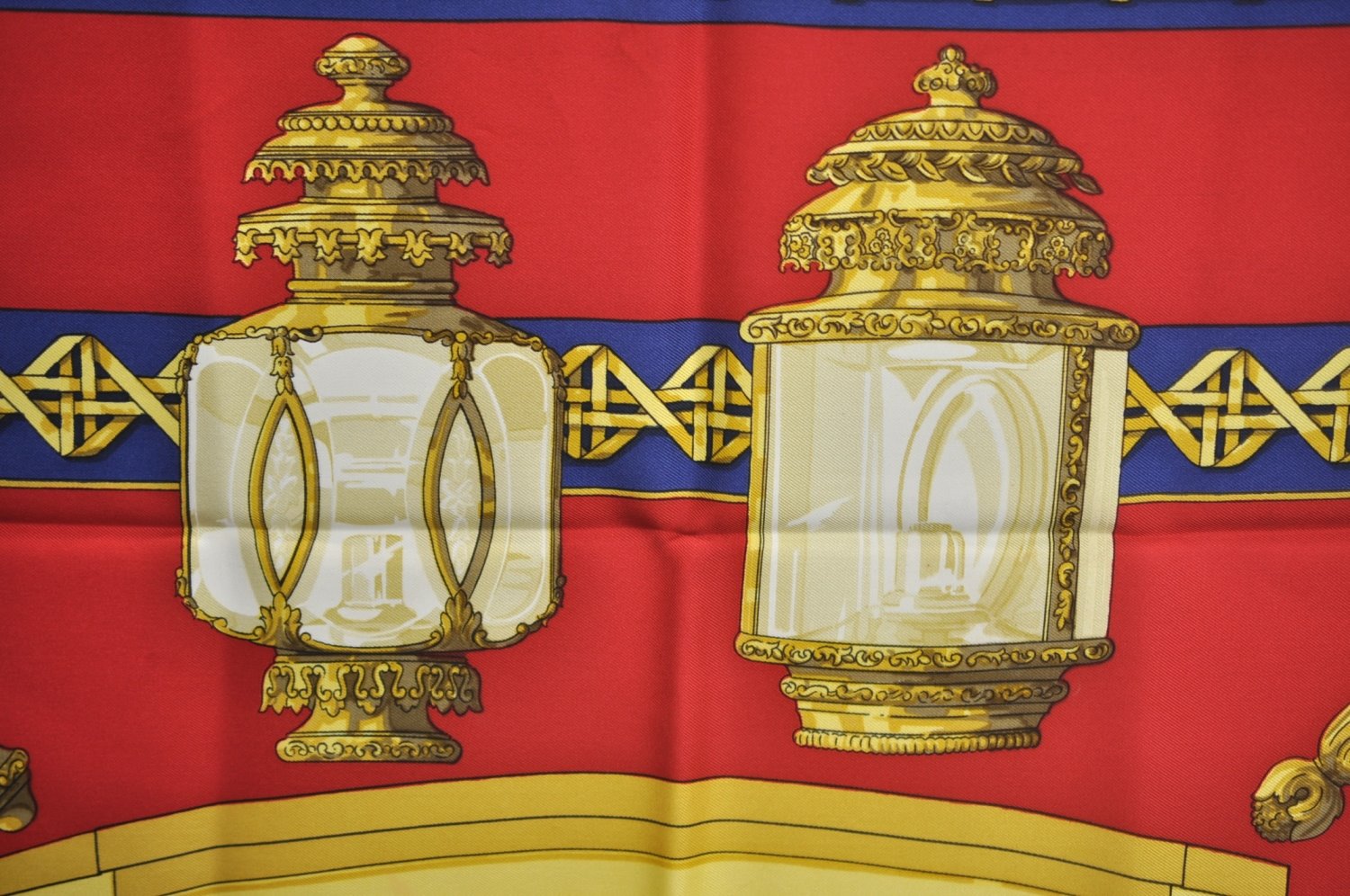 Authentic HERMES Carre 90 Scarf 