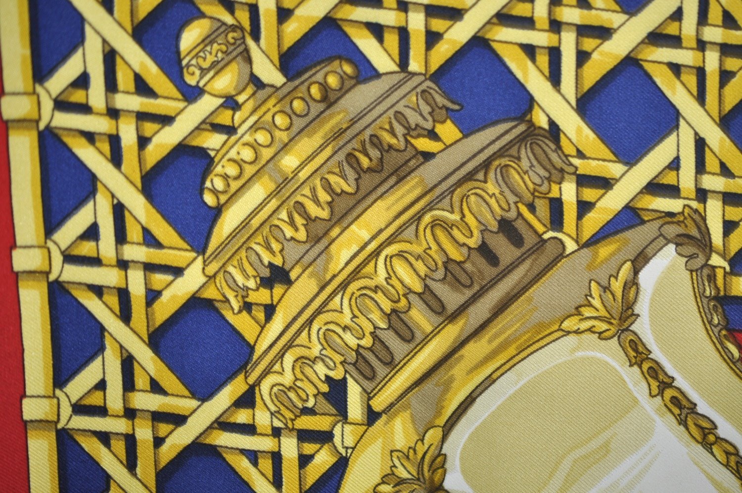 Authentic HERMES Carre 90 Scarf 