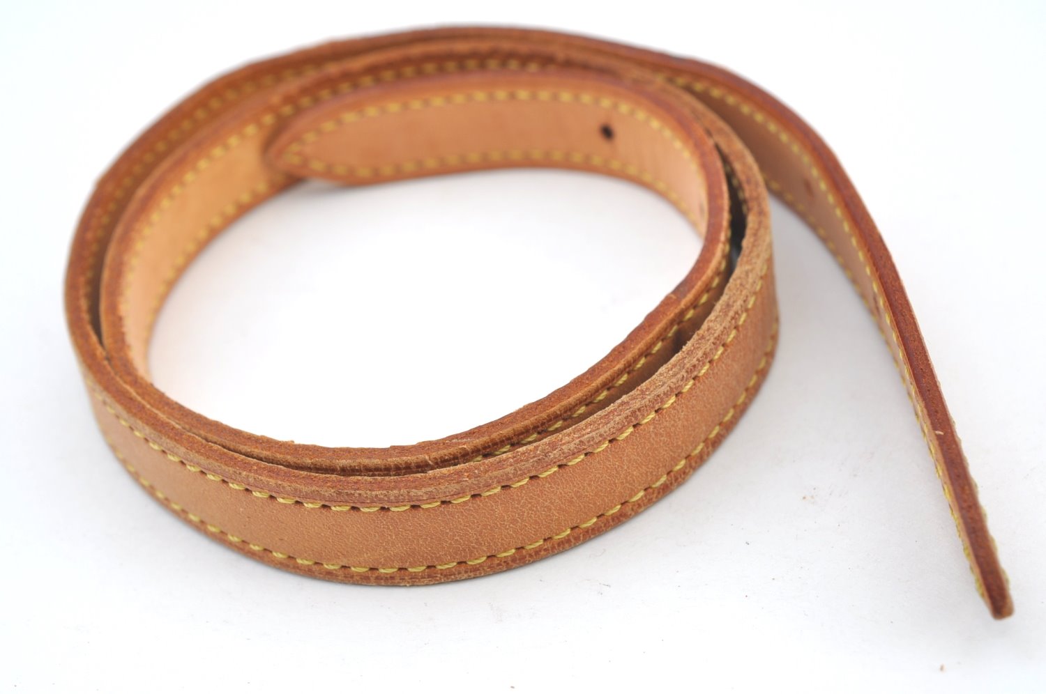 Authentic Louis Vuitton Leather Shoulder Strap For Bucket GM 31.9