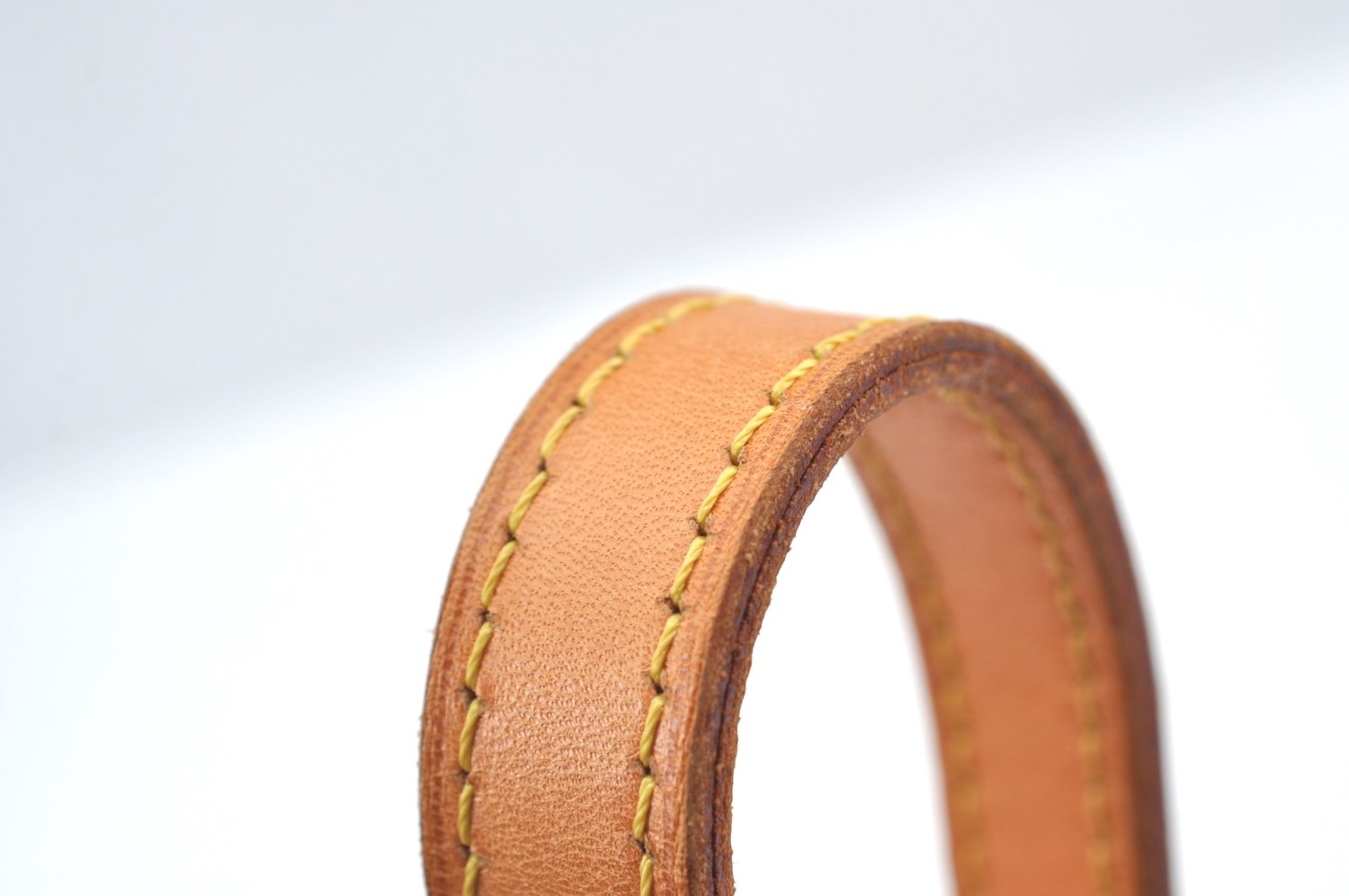 Authentic Louis Vuitton Leather Shoulder Strap For Bucket PM 27.6