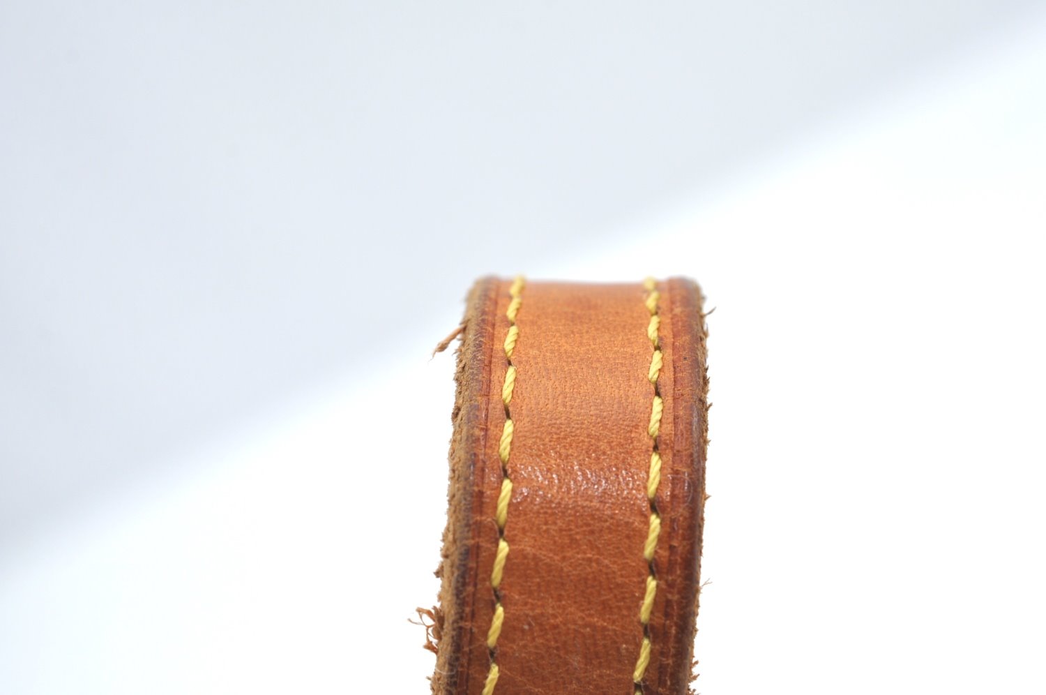 Authentic Louis Vuitton Leather Shoulder Strap For Bucket PM 27.6