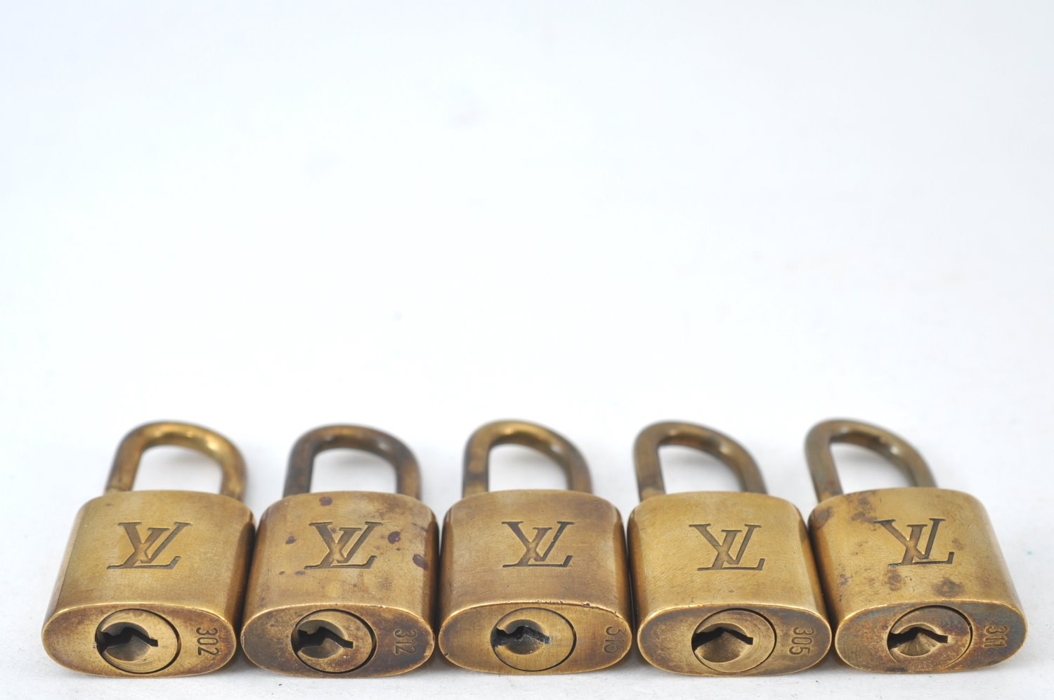 Authentic Louis Vuitton Padlock & Keys 10Set LV K7762