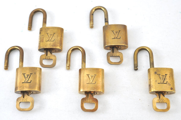 Authentic Louis Vuitton Padlock & Keys 10Set LV K7762