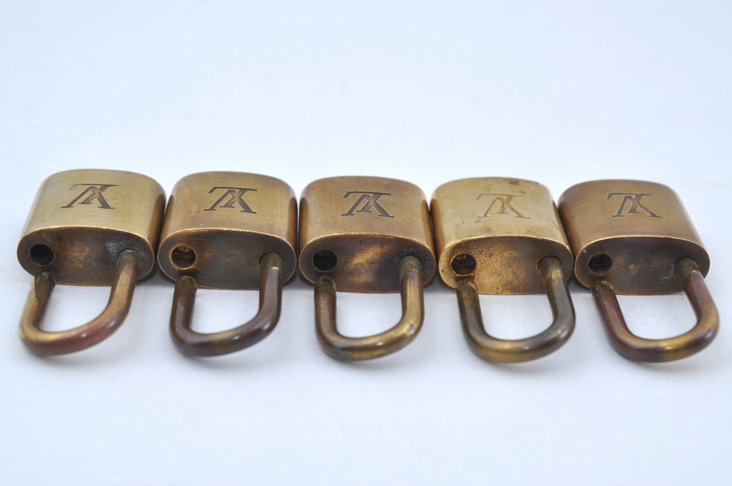 Authentic Louis Vuitton Padlock Gold 10Set LV K7763