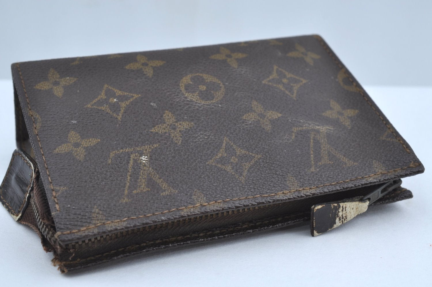 Auth Louis Vuitton Monogram Poche Toilette 15 Cosmetics Pouch Old Model LV K7769