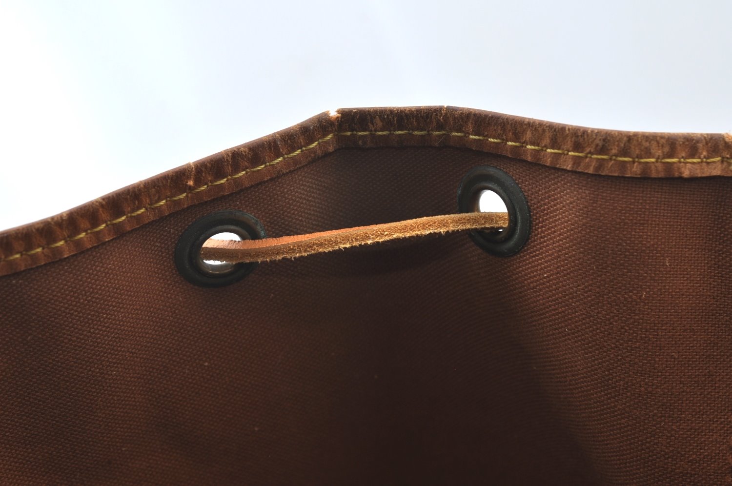 Authentic Louis Vuitton Monogram Petit Noe M42226 Shoulder Drawstring Bag K7792