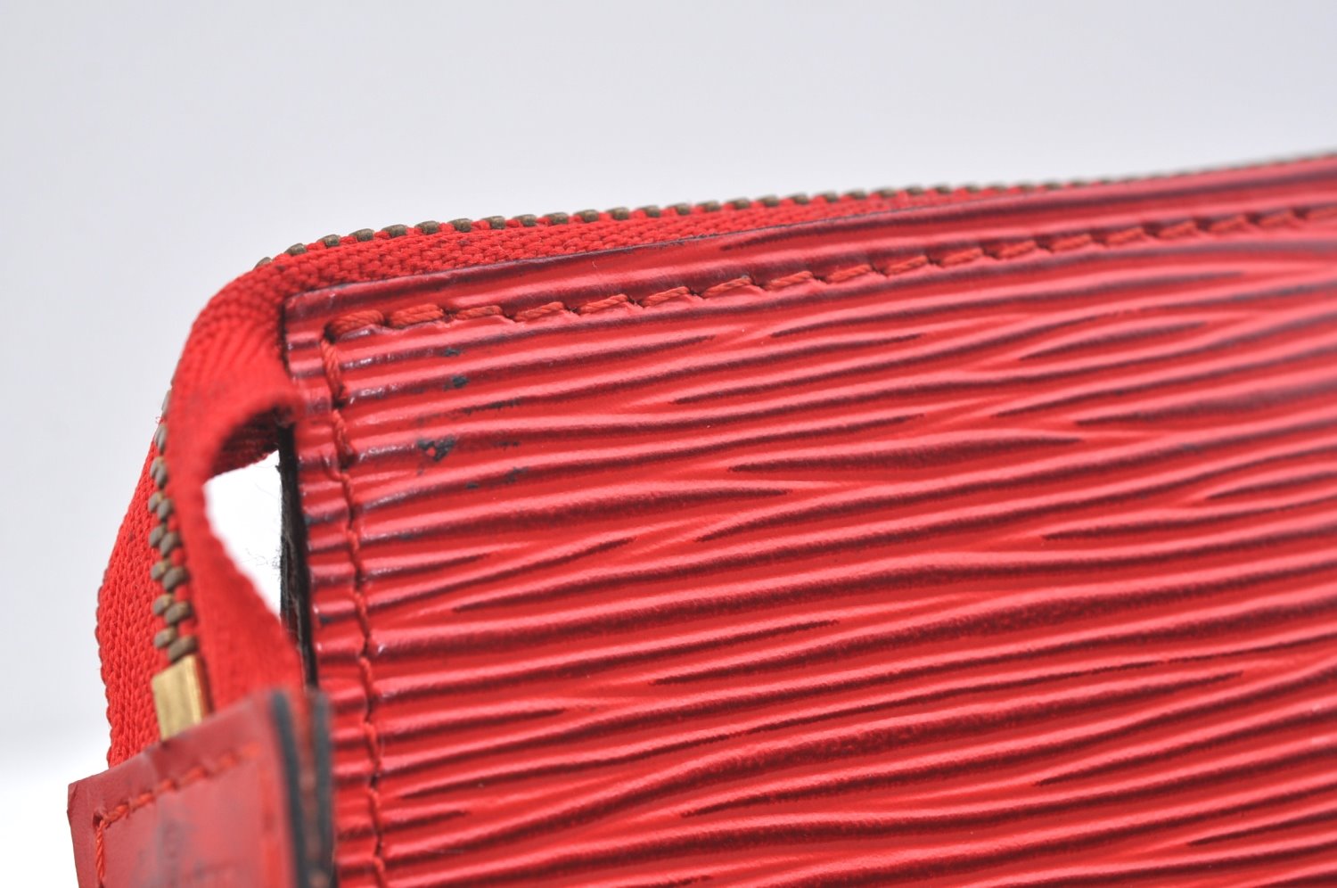 Authentic Louis Vuitton Epi Pochette Accessoires Pouch M5298M Red LV Junk K7804