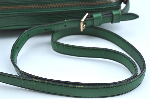 Authentic Louis Vuitton Epi Jeune Fille Shoulder Cross Bag Green M52154 LV K7807