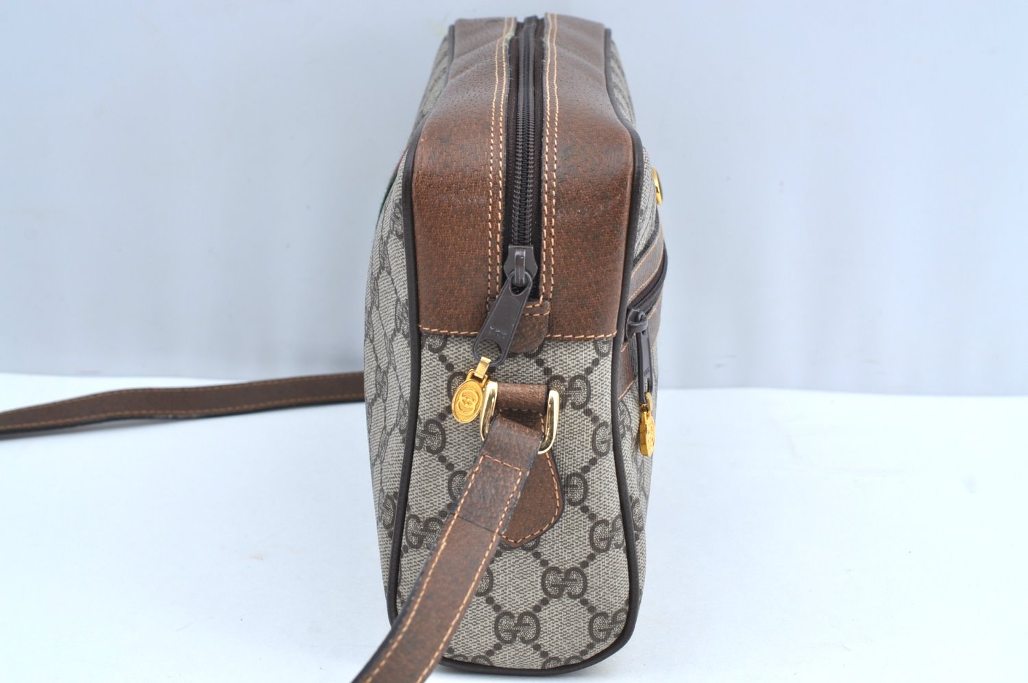 Authentic GUCCI Web Sherry Line Shoulder Bag GG PVC Leather Brown Junk K7840