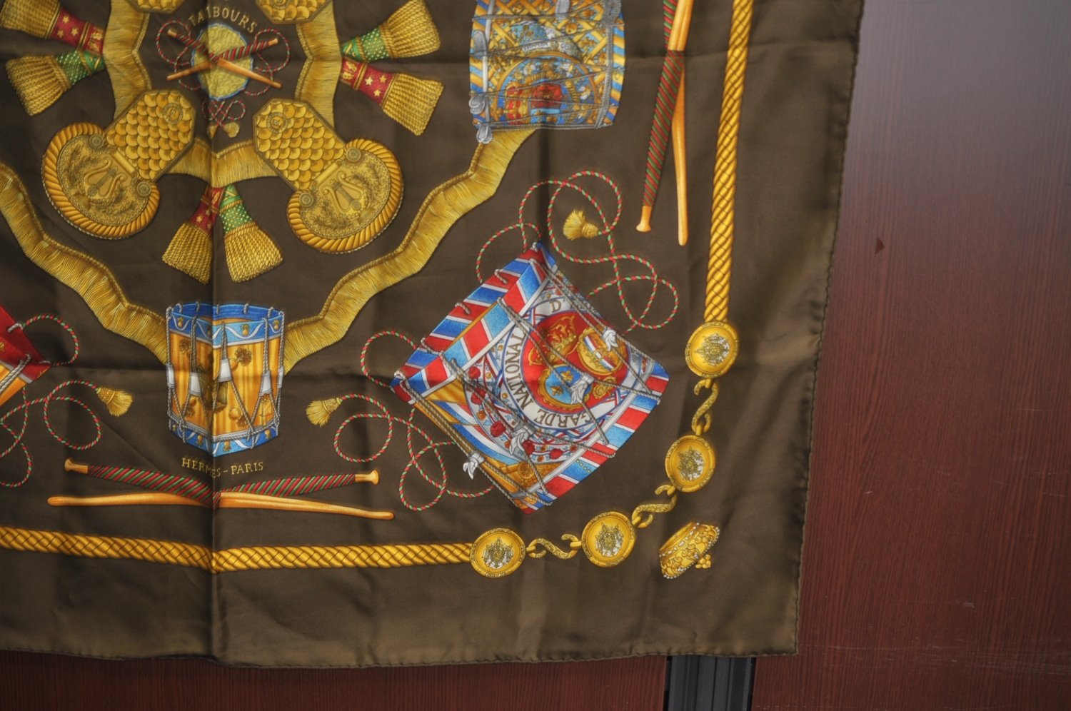 Authentic HERMES Carre 90 Scarf 