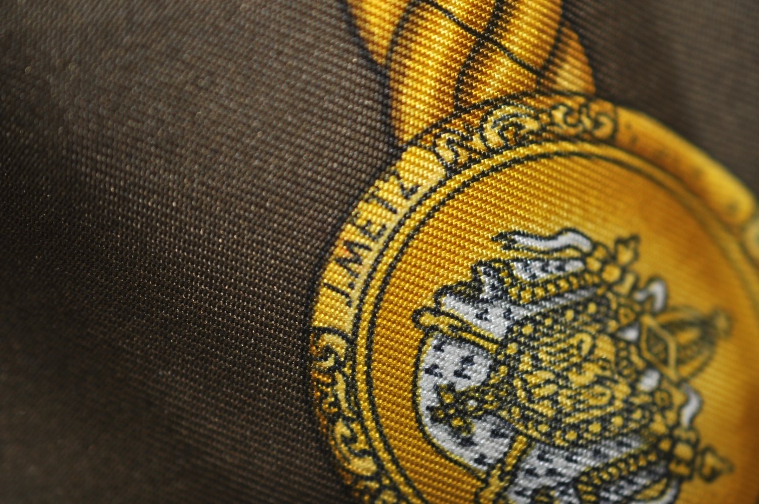 Authentic HERMES Carre 90 Scarf 