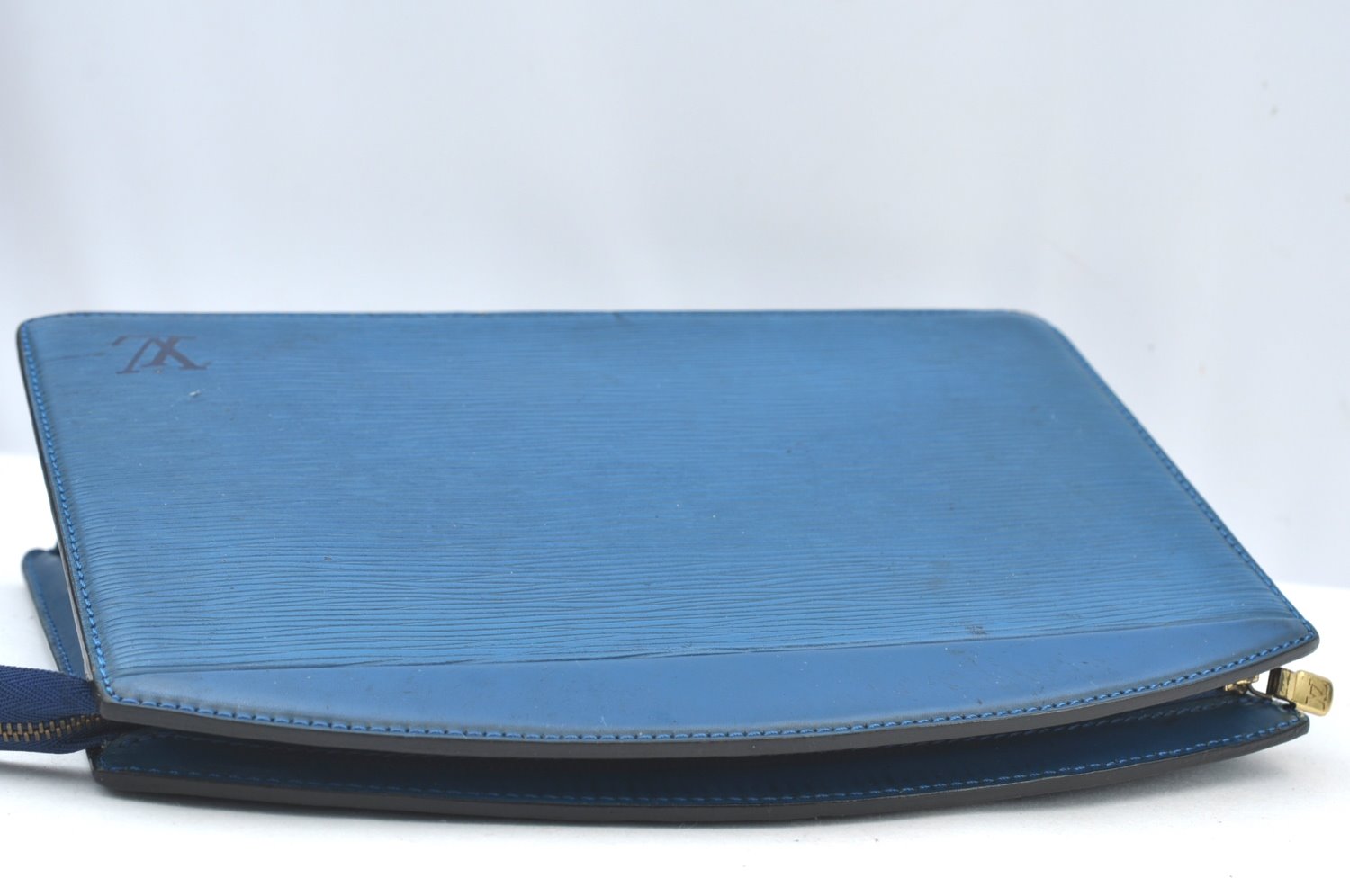 Authentic Louis Vuitton Epi Trousse Crete Clutch Bag Blue M48405 LV K7879