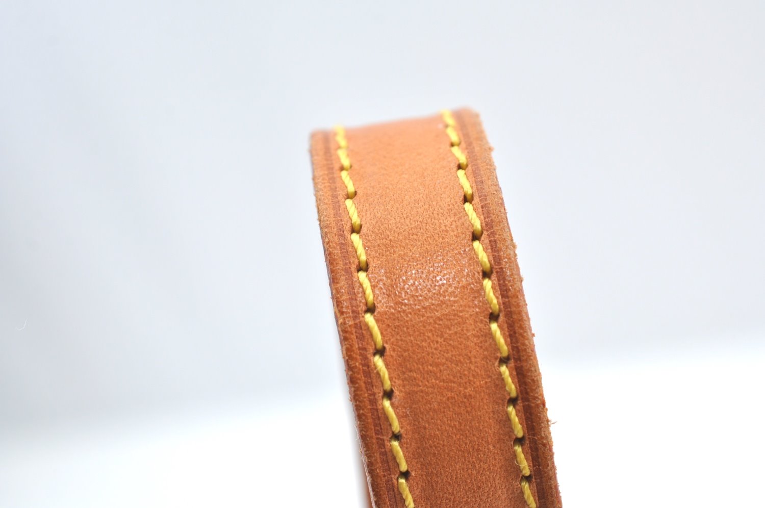 Authentic Louis Vuitton Leather Shoulder Strap For Bucket PM 27.6