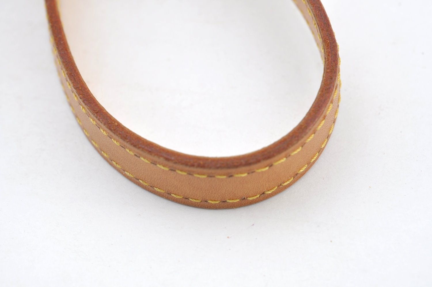 Authentic Louis Vuitton Leather Shoulder Strap For Bucket PM 27.6