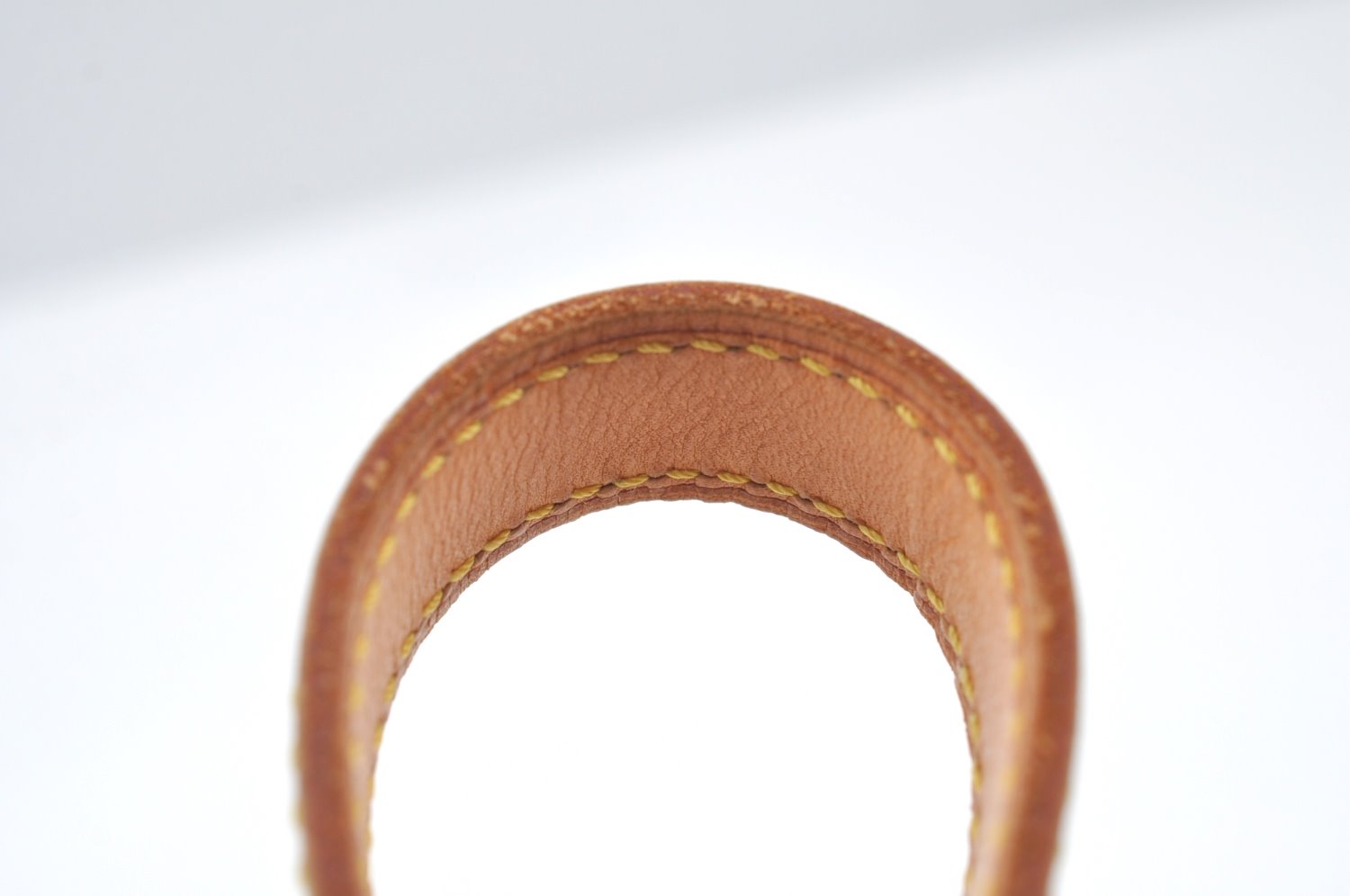 Authentic Louis Vuitton Leather Shoulder Strap For Bucket GM 31.9