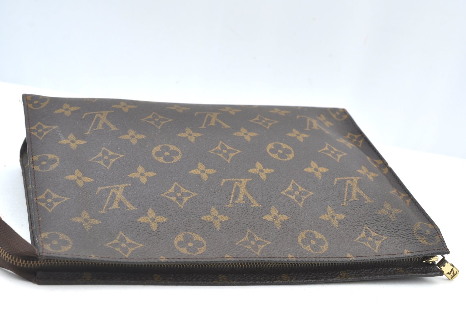 Authentic Louis Vuitton Monogram Poche Toilette 26 M47542 Cosmetics Pouch K7891