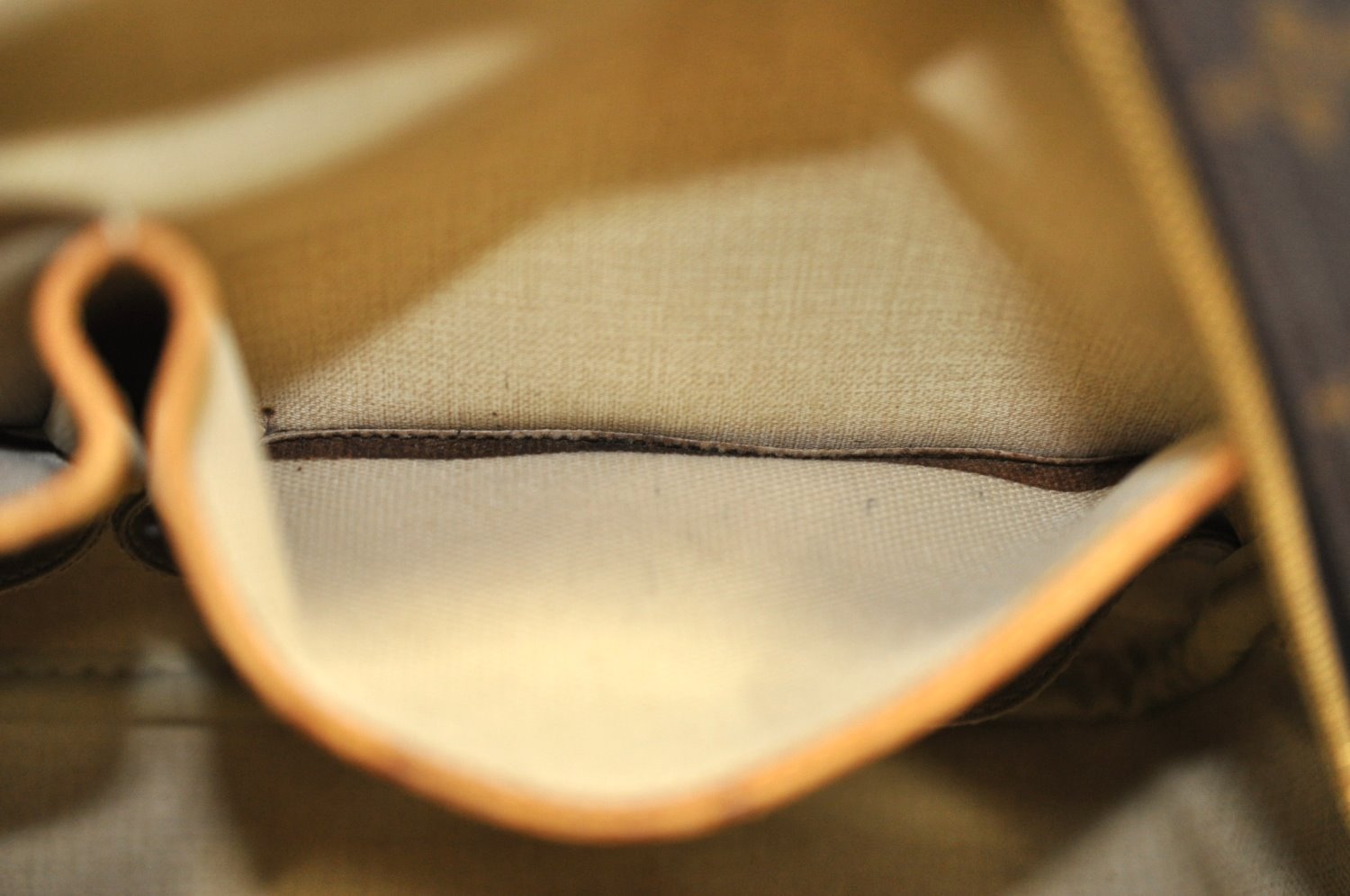 Authentic Louis Vuitton Monogram Deauville Hand Bag M47270 LV Junk K7894