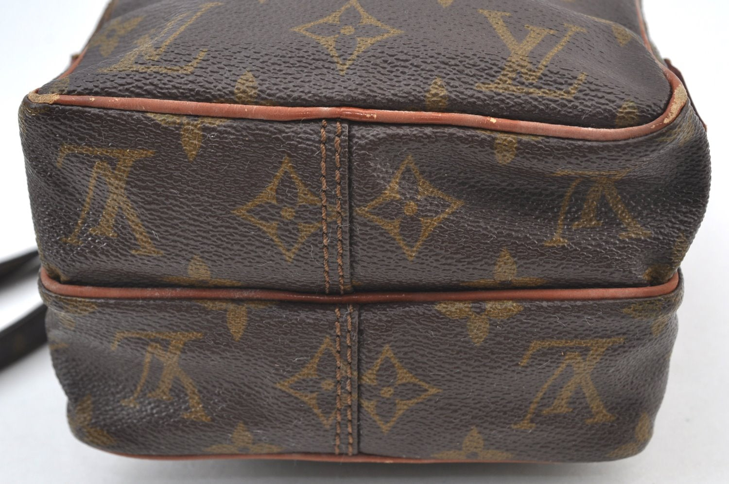 Authentic Louis Vuitton Monogram Amazone Shoulder Cross Body Bag Old Model K7905