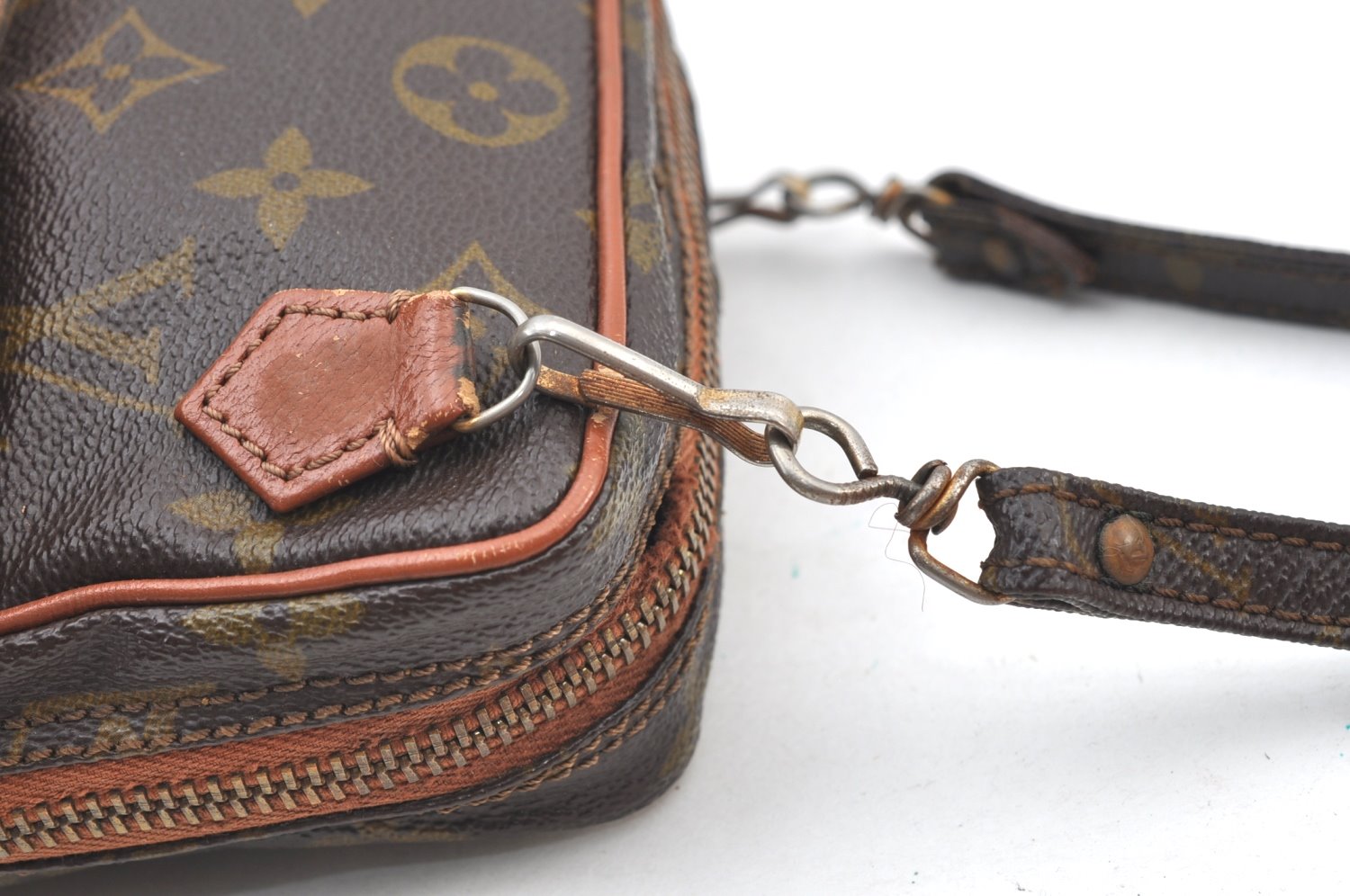 Authentic Louis Vuitton Monogram Amazone Shoulder Cross Body Bag Old Model K7905