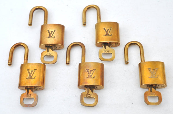 Authentic Louis Vuitton Padlock & Keys 10Set LV K7917