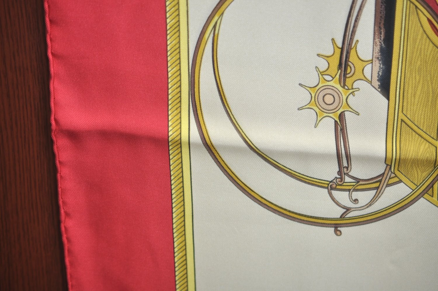 Authentic HERMES Carre 90 Scarf 