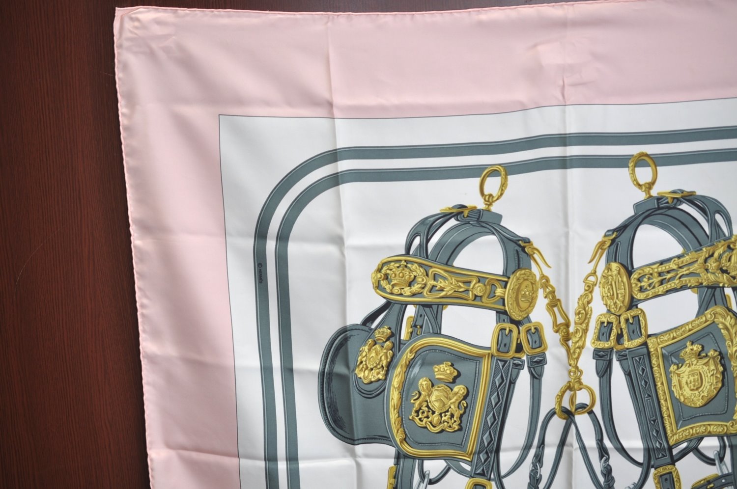 Authentic HERMES Carre 90 Scarf 