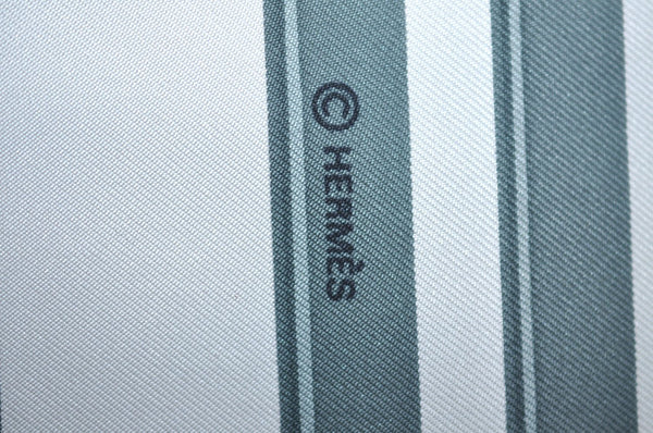 Authentic HERMES Carre 90 Scarf "BRIDES de GALA par" Silk Pink K7927