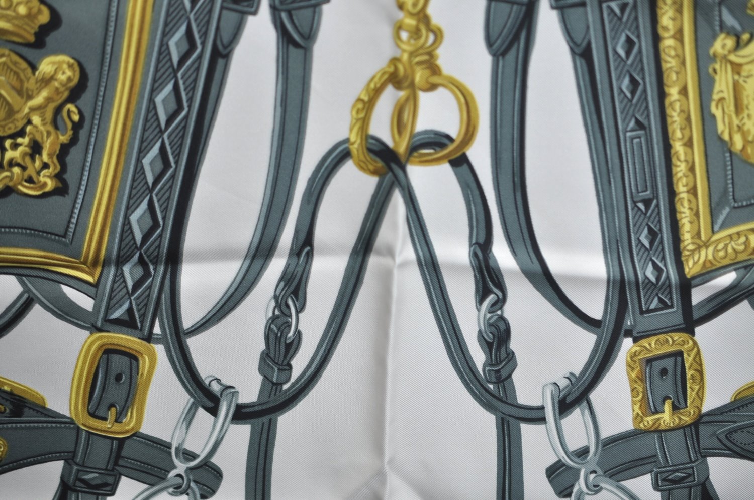 Authentic HERMES Carre 90 Scarf 