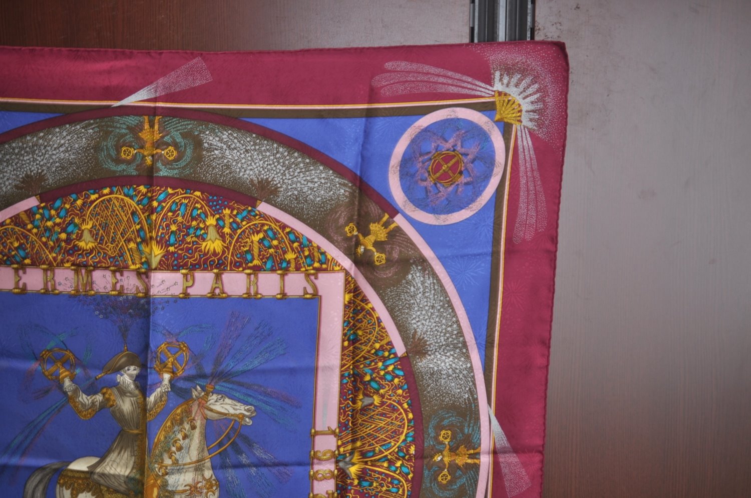 Authentic HERMES Carre 90 Scarf 