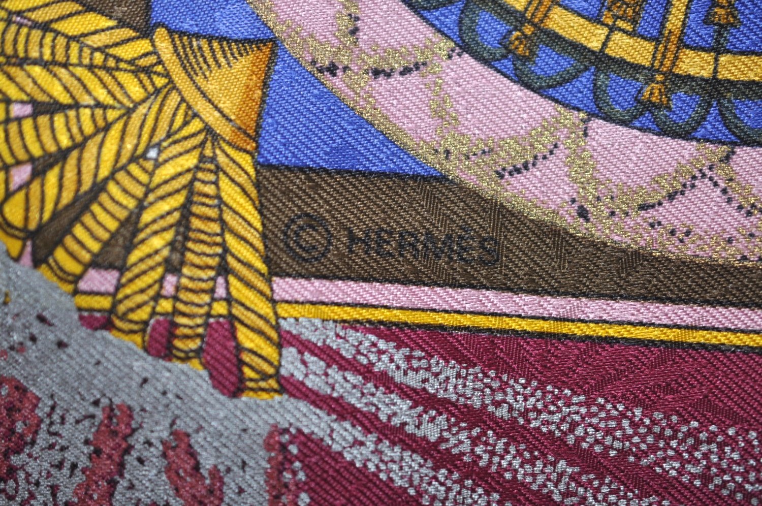 Authentic HERMES Carre 90 Scarf 