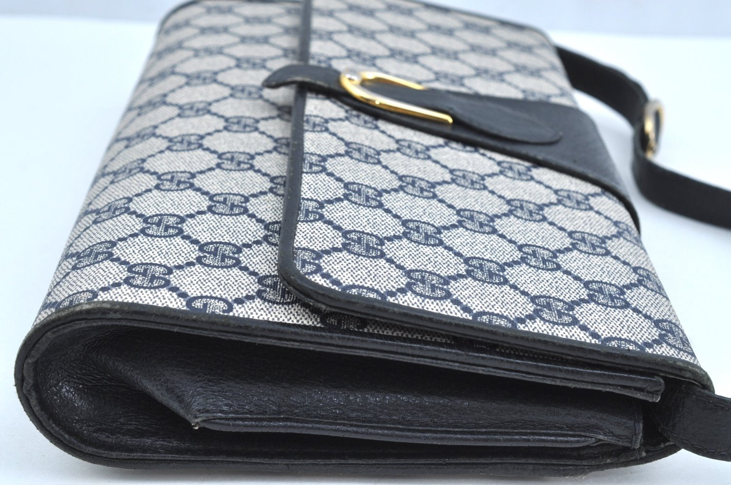 Authentic GUCCI 2Way Shoulder Clutch Hand Bag Purse GG PVC Leather Navy K7942