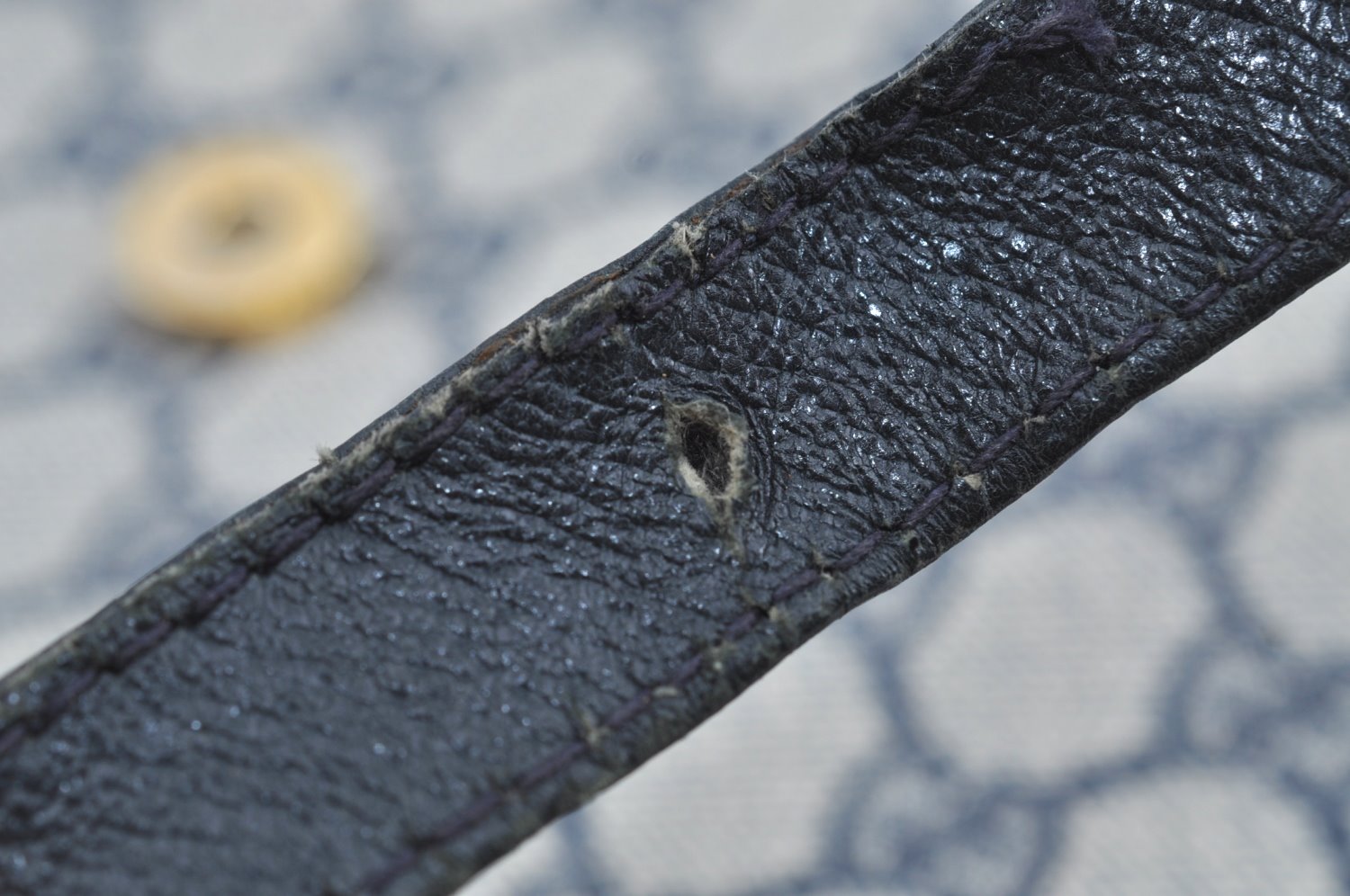 Authentic GUCCI 2Way Shoulder Clutch Hand Bag Purse GG PVC Leather Navy K7942