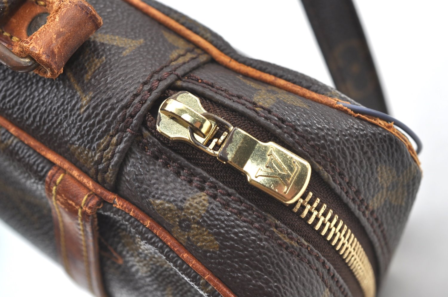 Authentic Louis Vuitton Monogram Danube Shoulder Cross Body Bag M45266 LV K7959