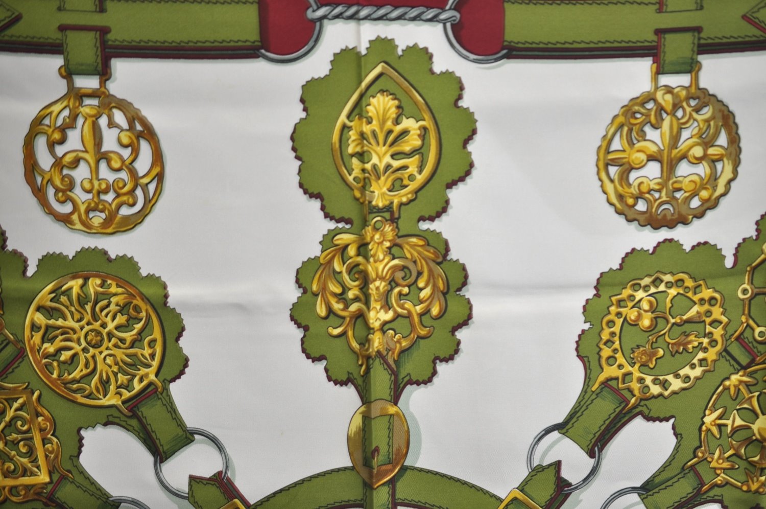 Authentic HERMES Carre 90 Scarf 