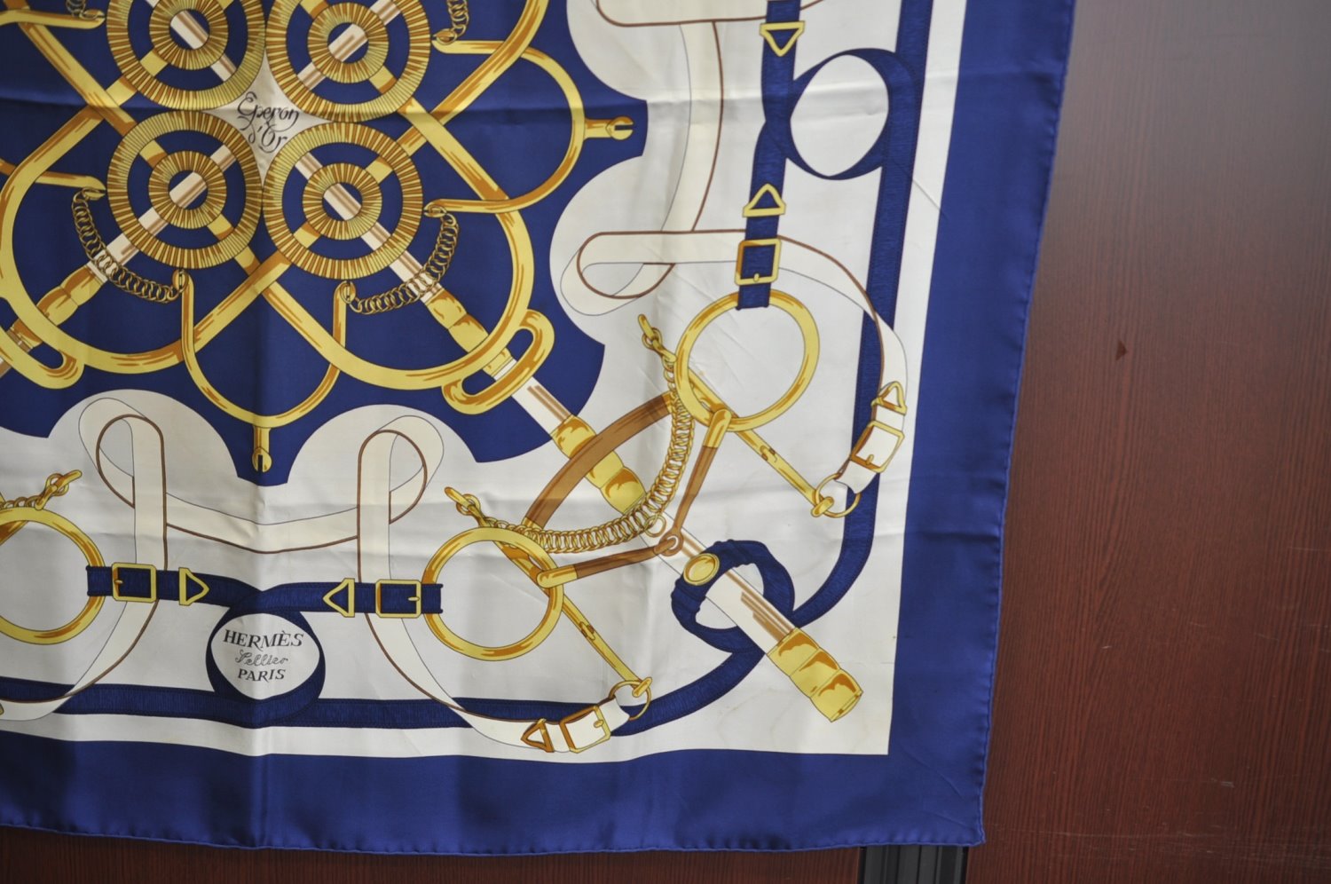 Authentic HERMES Carre 90 Scarf 