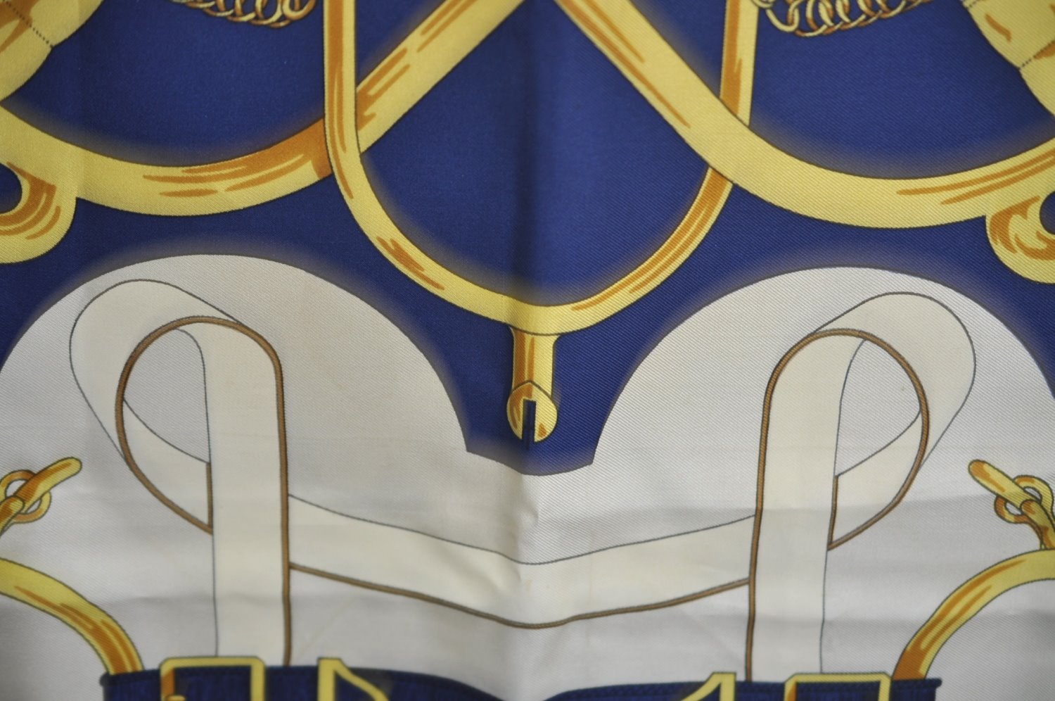 Authentic HERMES Carre 90 Scarf 